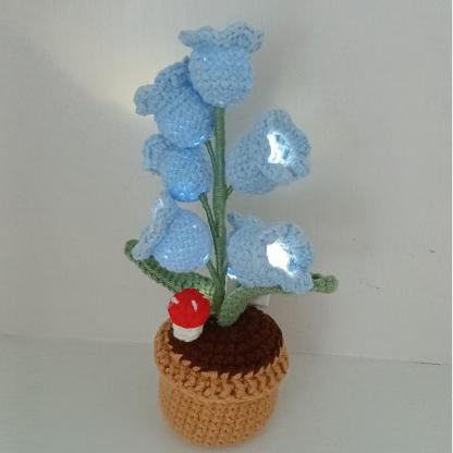 🌼Romantic LED Crocheted Lily of the Valley – Glowing Knit Flower for Valentine’s Day