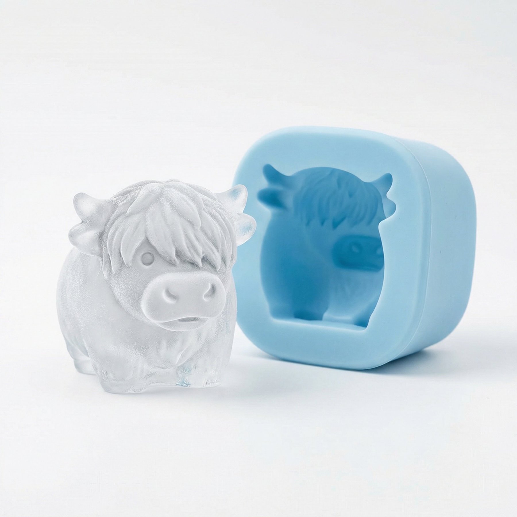 🐮 Mini Highland Cow Ice Cube & Dessert Mold 🧊🍪 Cute 3D Ice for Drinks, Parties & Gifts🎁