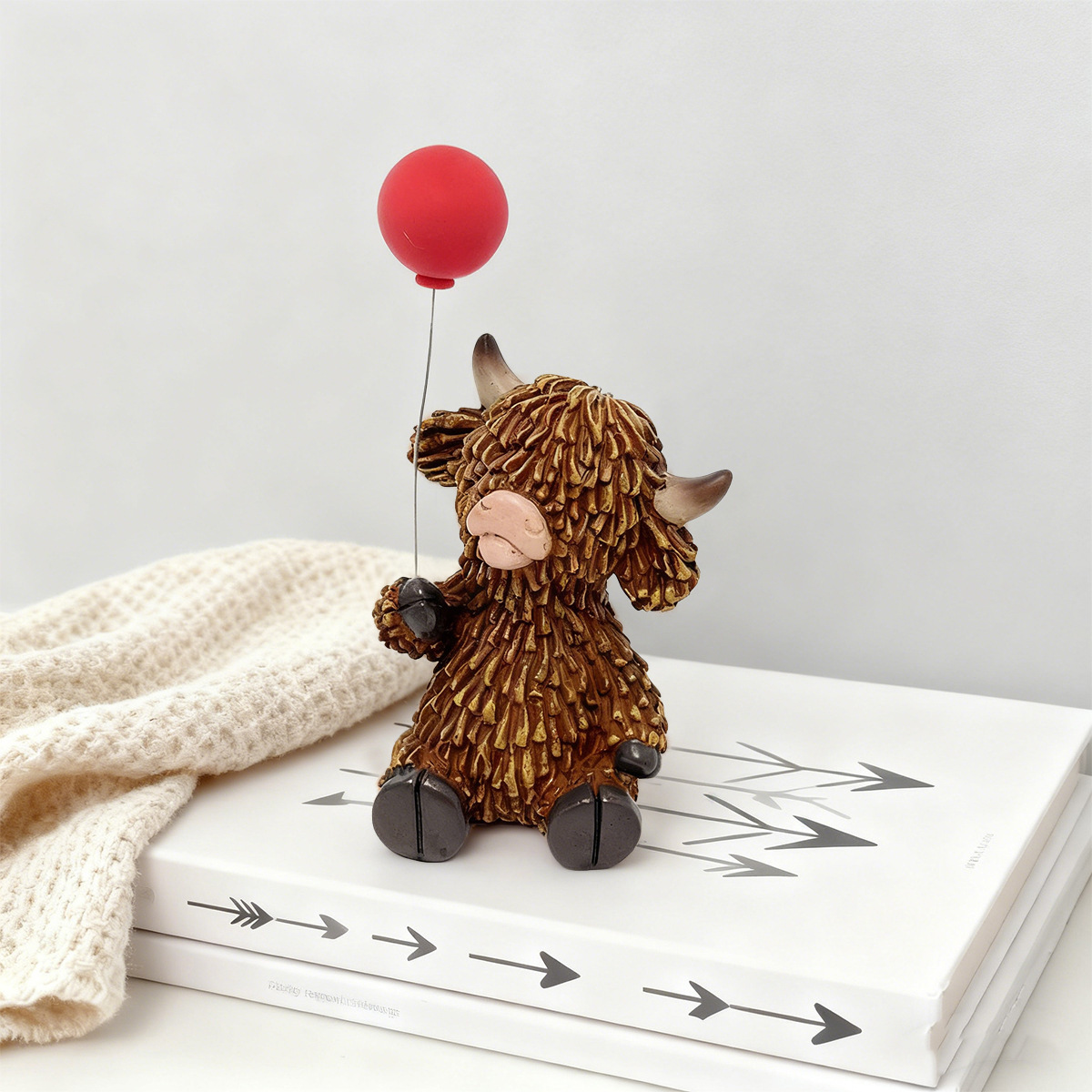 "I Love You" Highland Cow Statue – A Heartwarming Keepsake for Someone Special 🐂❤️