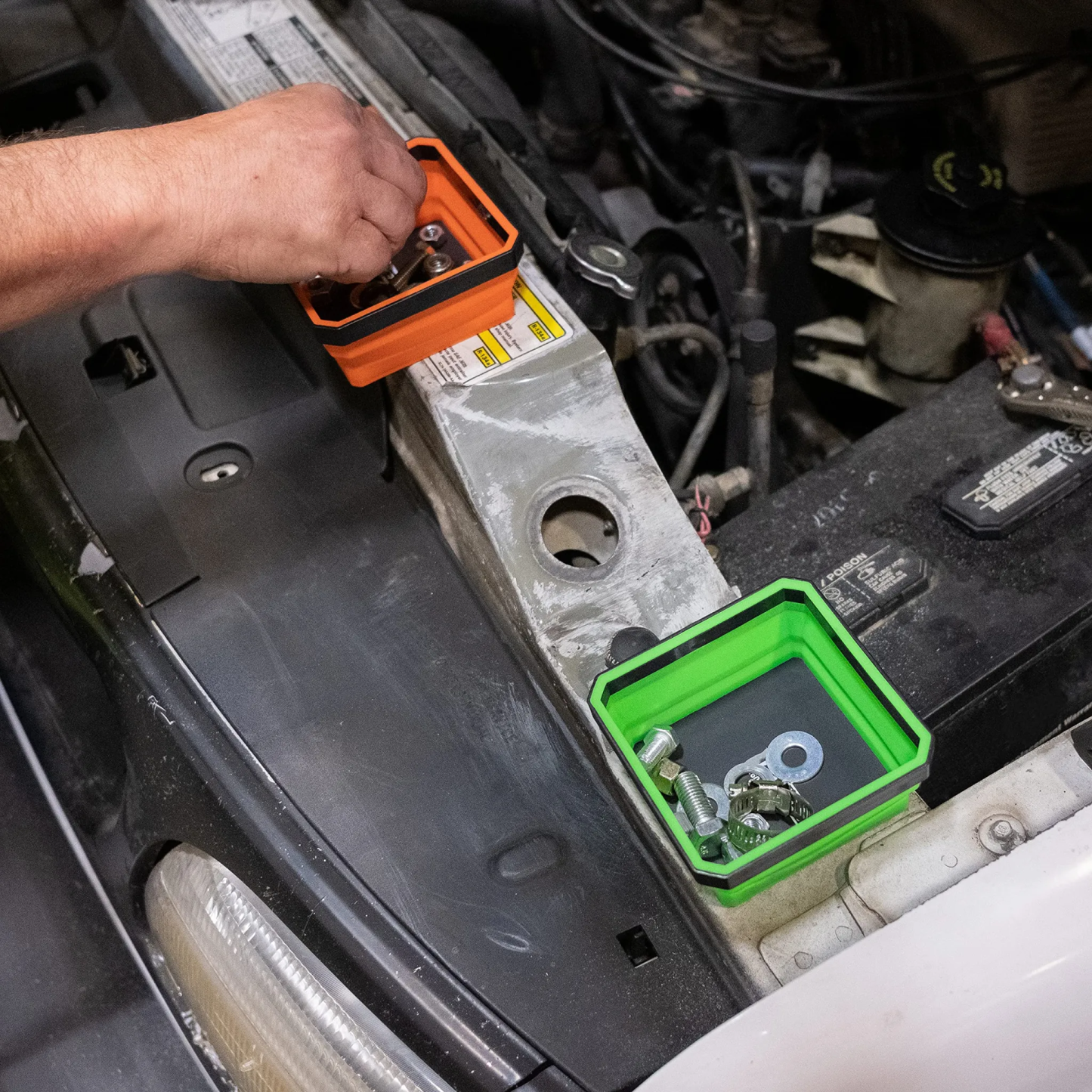 🔥Hot Sale 49% off🌟🛠️Upgrade Collapsible Magnetic Parts Tray – Organize Small Tools & Parts!