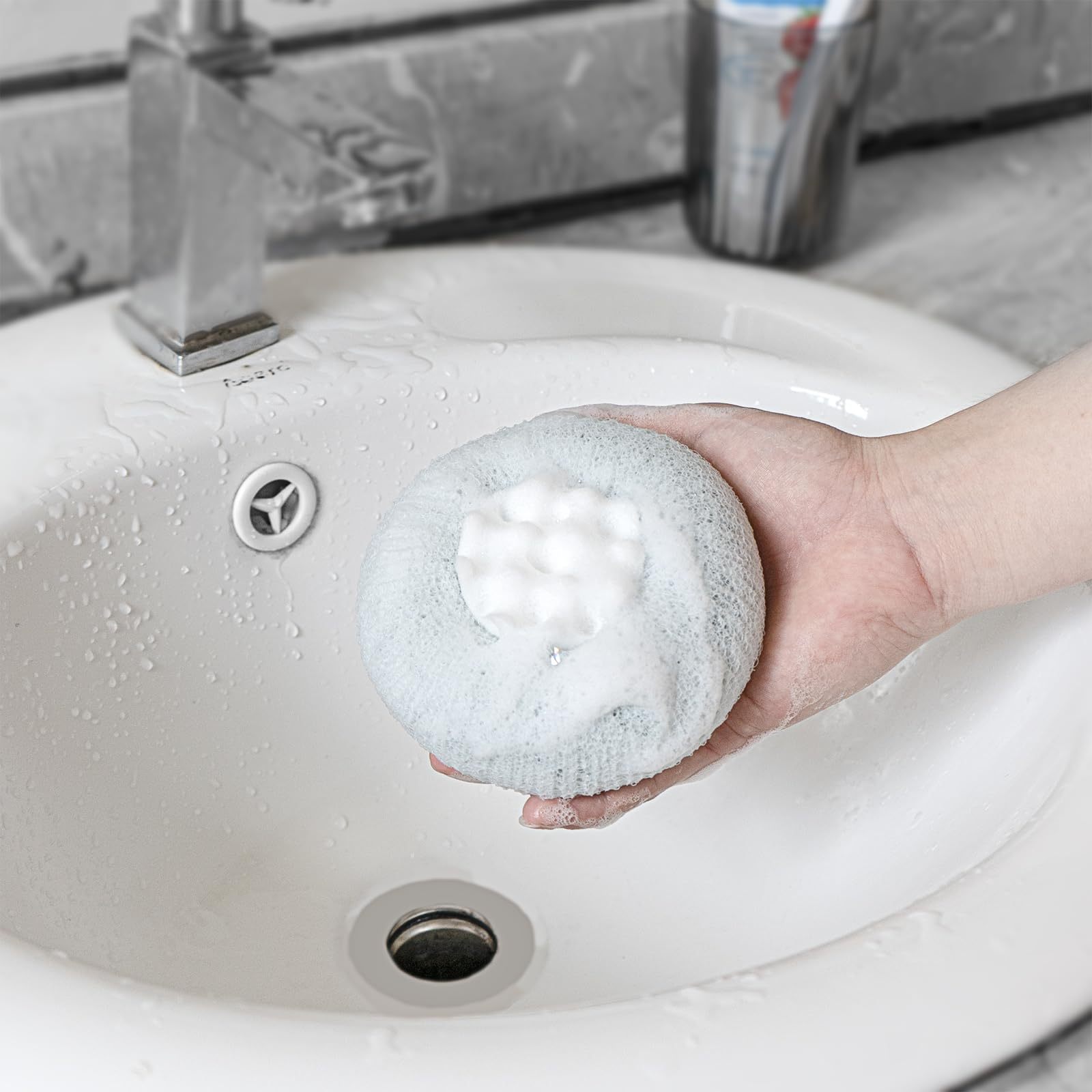 🔥Buy 1 Get 1 Free 🌟Suction Cup Super Soft Bath Sponge Flower