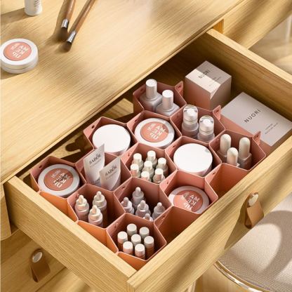 🔥BUY MORE SAVE MORE—(1 SET=8 PCS)DIY Plastic Grid Honeycomb Drawer Divider