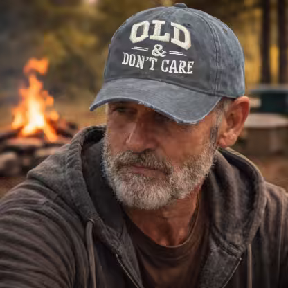 🧢 Vintage Distressed “OLD & DON’T CARE” Cap