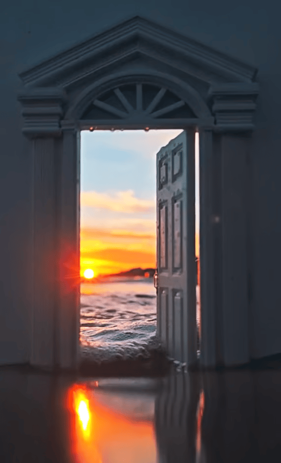 🔥LAST DAY 49% OFF -🖼️Creative Window Props📷