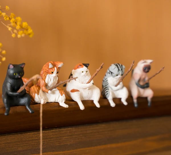 ⏰🔥LAST DAY 49% OFF - Hand-Painted Mini Cat Desk Figurines 😺 Set of 5 Cute Cartoon Kitty Companions