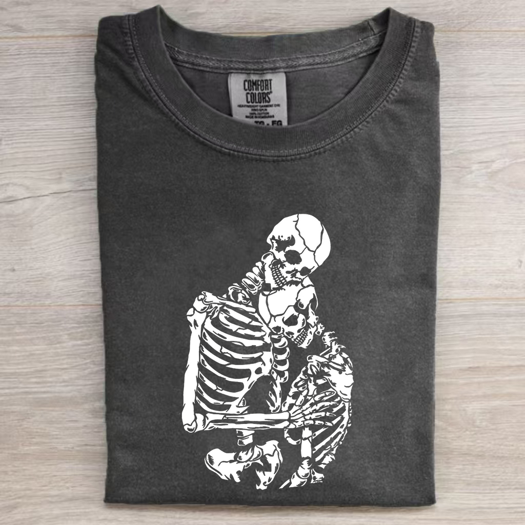 Hugging Skeleton Halloween Couple T-Shirt