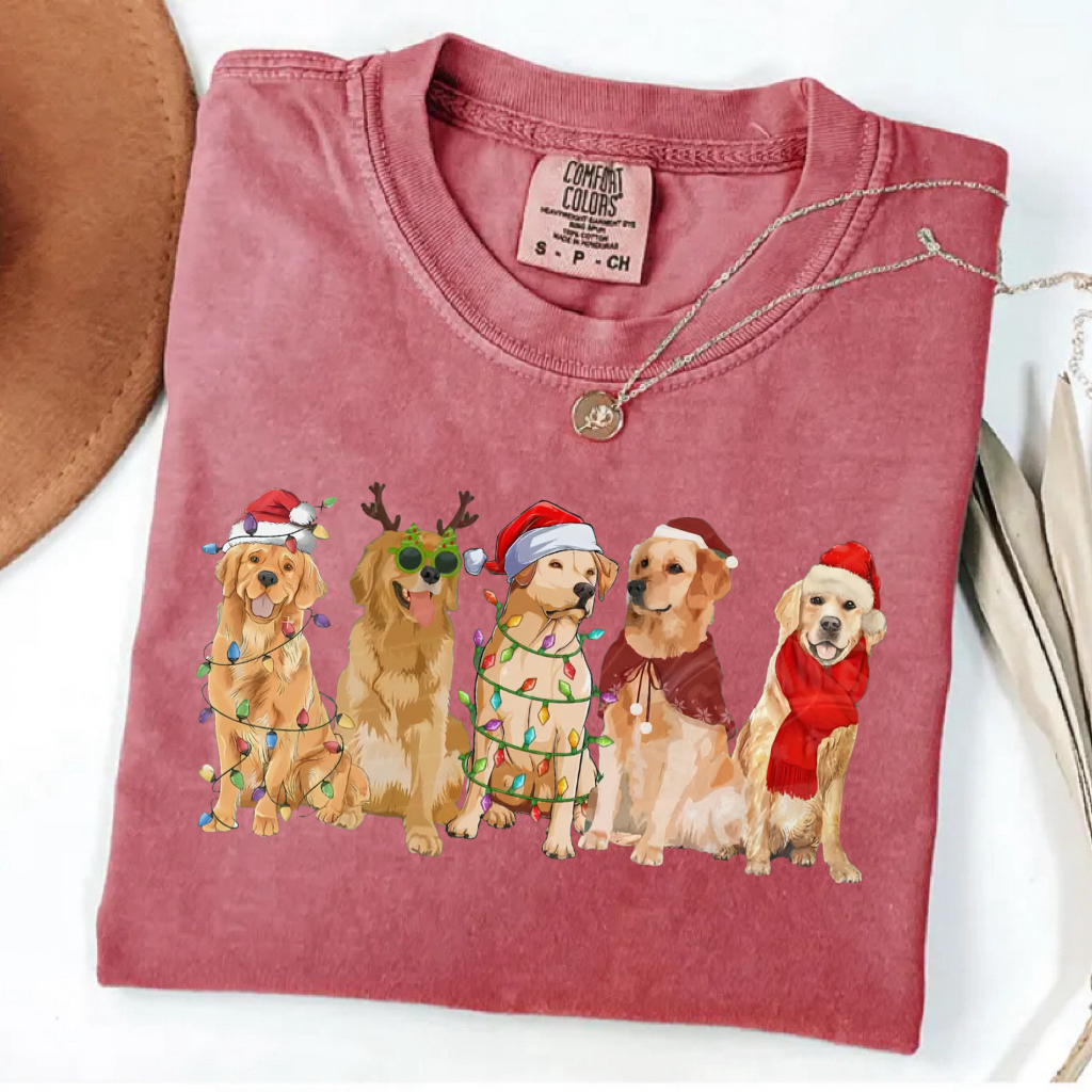 Comfort Colors Christmas Golden Retriever T-Shirt