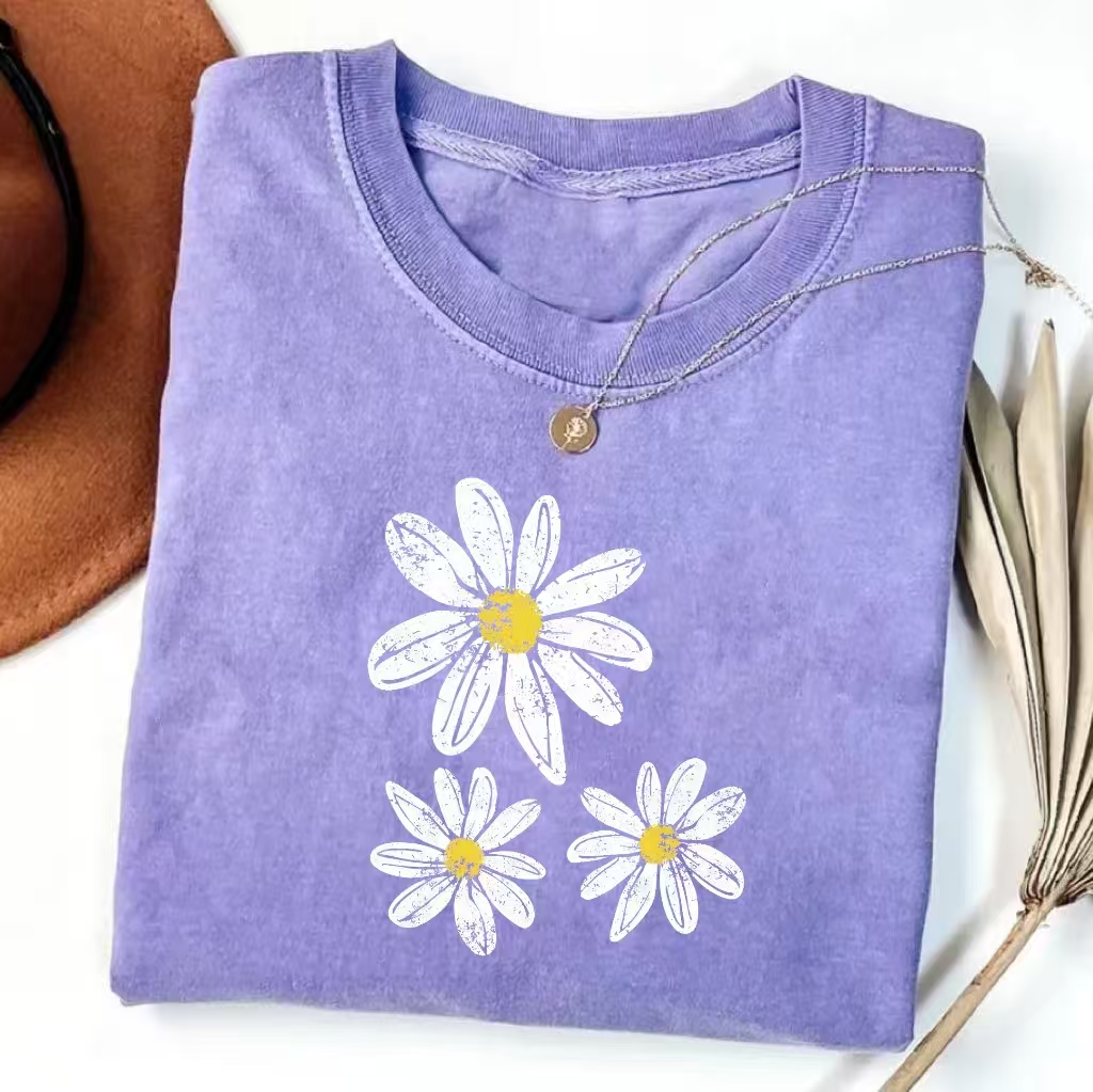 Vintage Daisy Print Relaxed T-Shirt