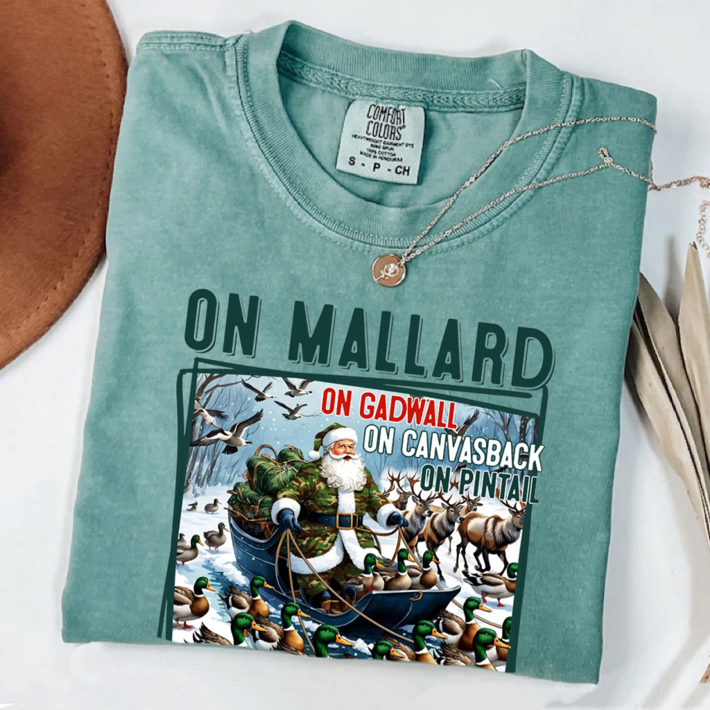 Funny Duck Hunting Santa T-shirt