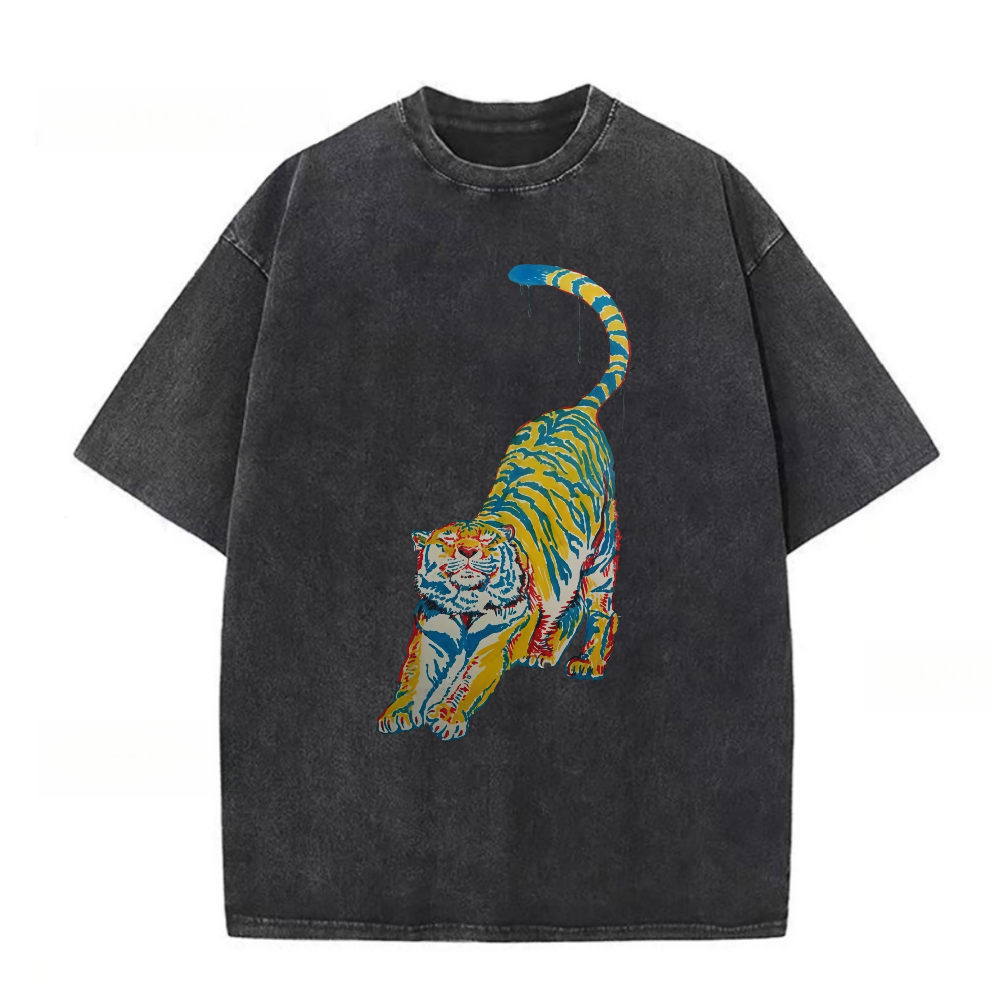 Tiger Print With A Stretching Tiger Design T-shirt