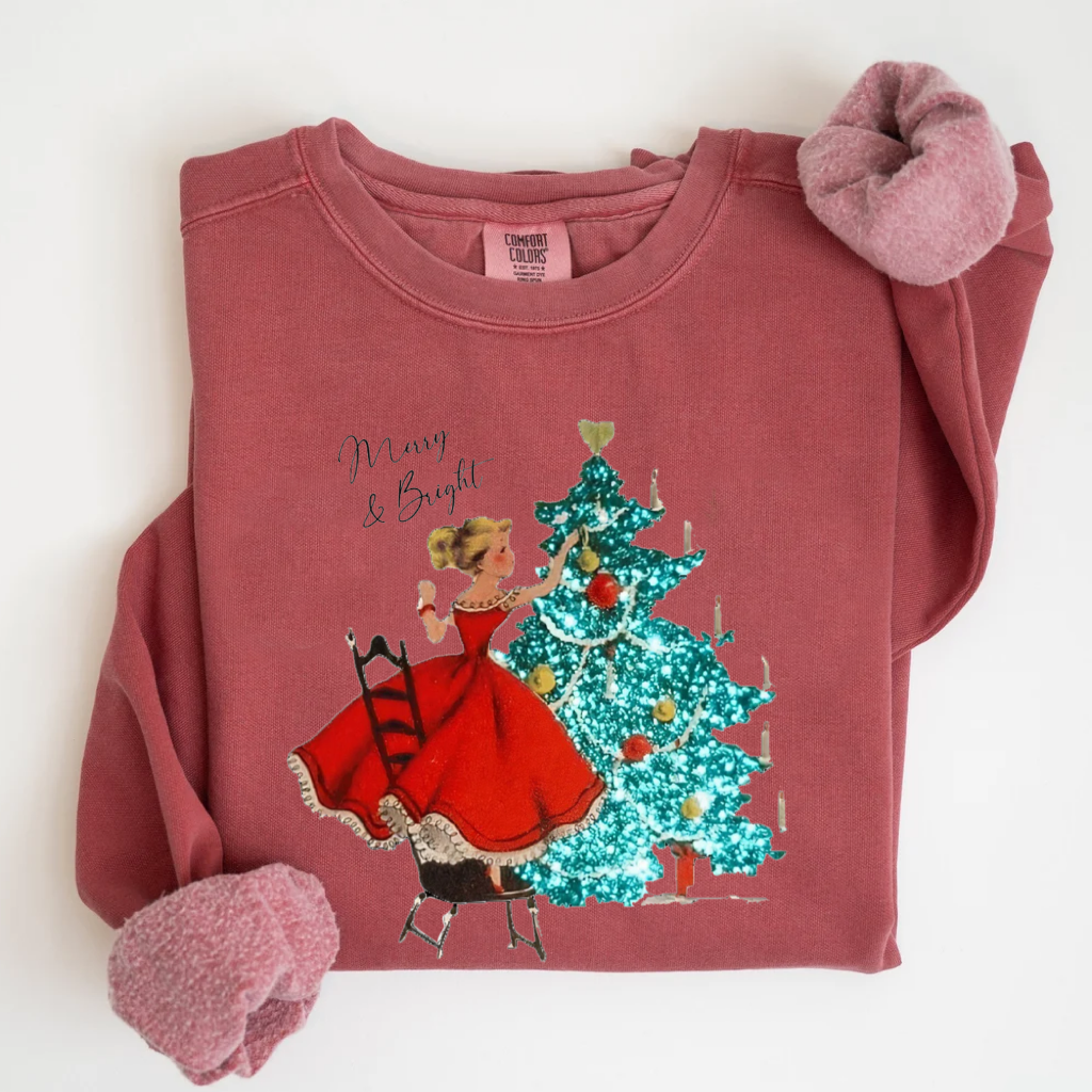 Vintage Christmas Girl New Year Vibe T-shirt/Sweatshirt