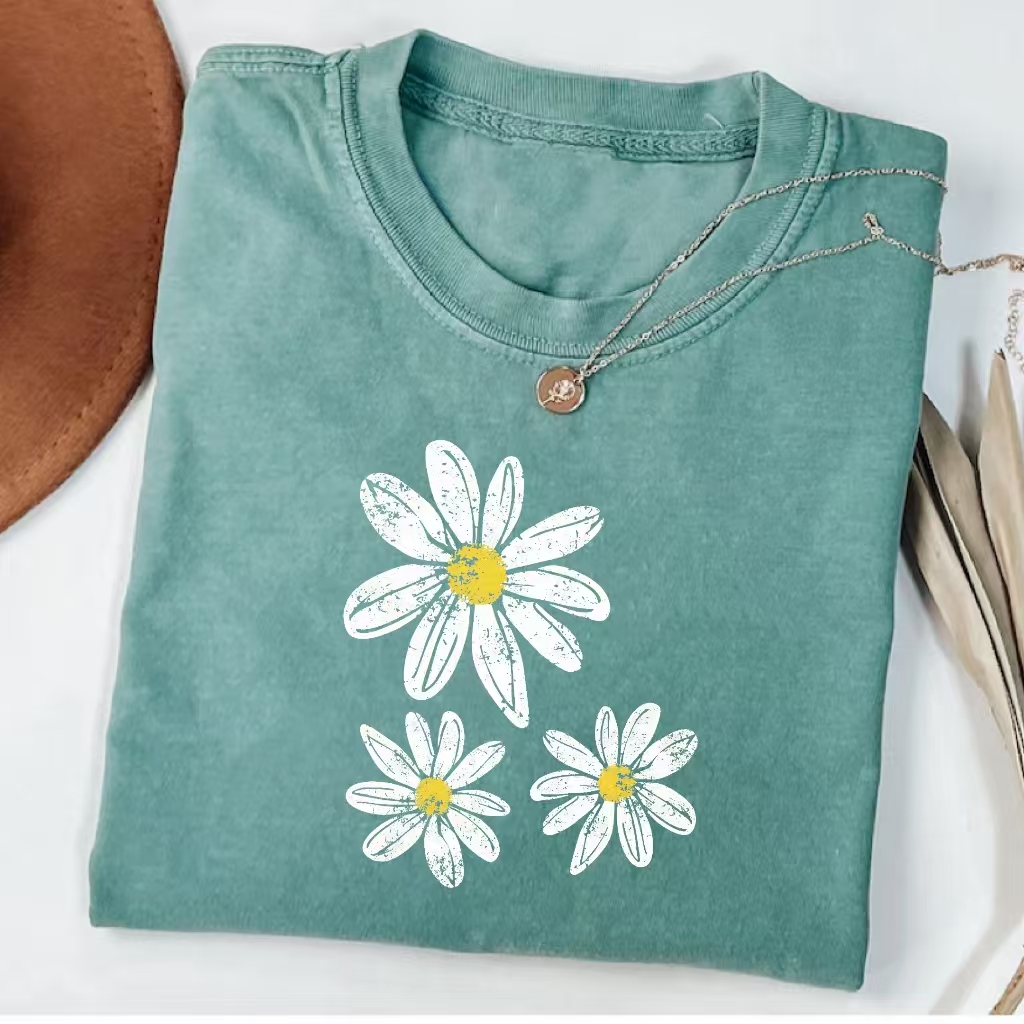 Vintage Daisy Print Relaxed T-Shirt