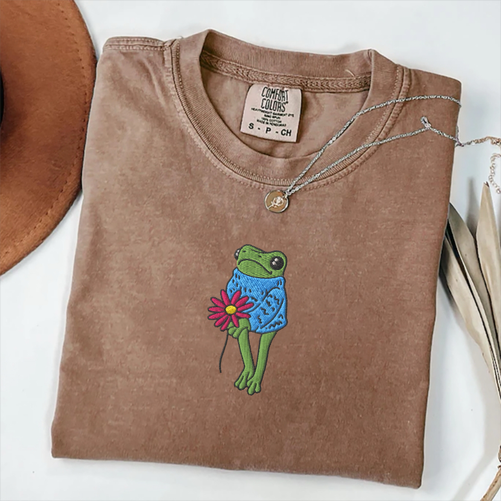 Embroidered Flower Frog T-shirt