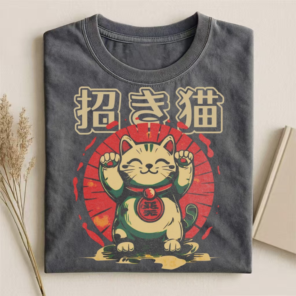 Retro Maneki Neko Lucky Cat T-shirt
