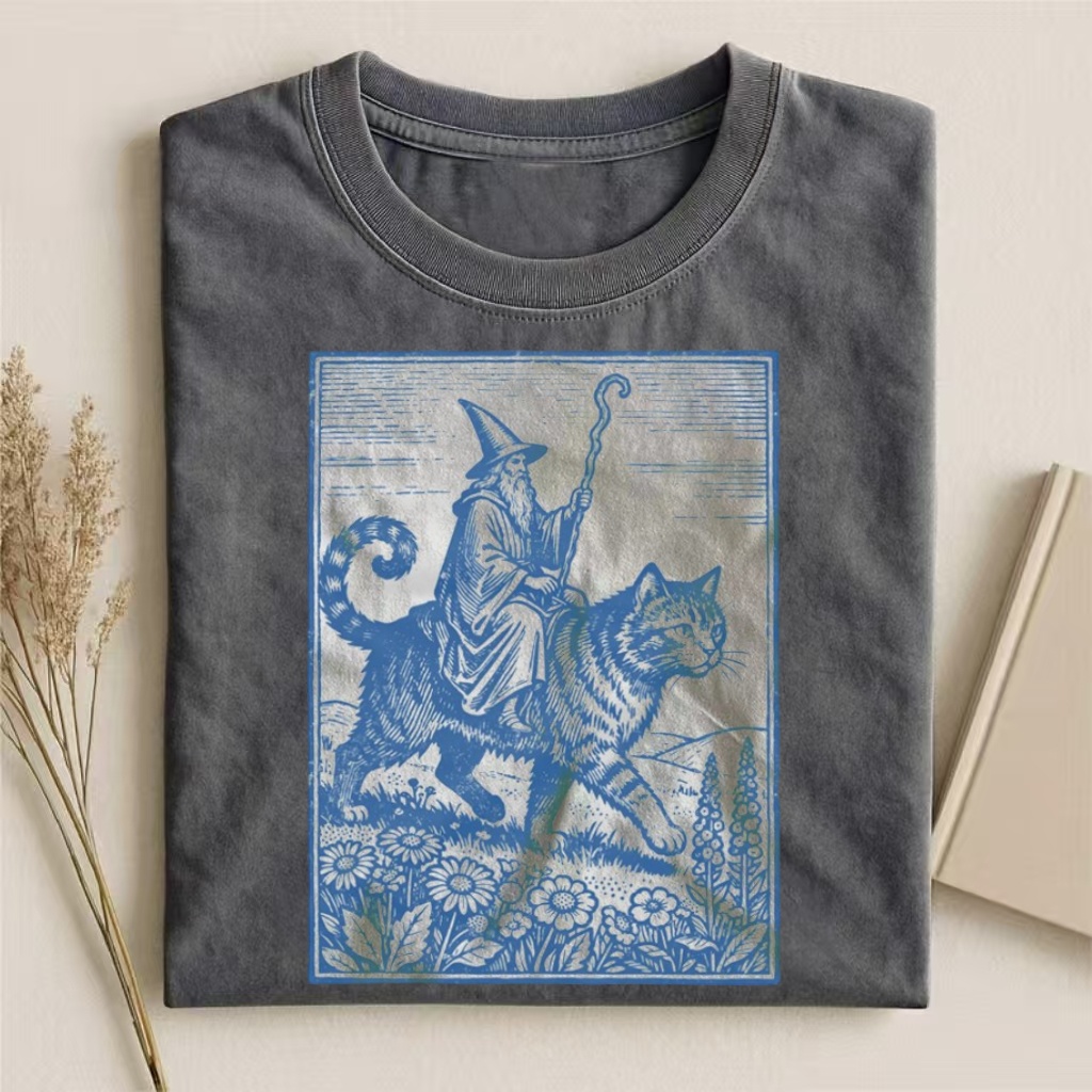 Wizard Cat Rider Vintage T-shirt