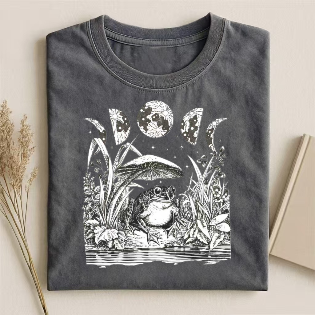 Frog & Moon Phases Gothic Botanical T-shirt