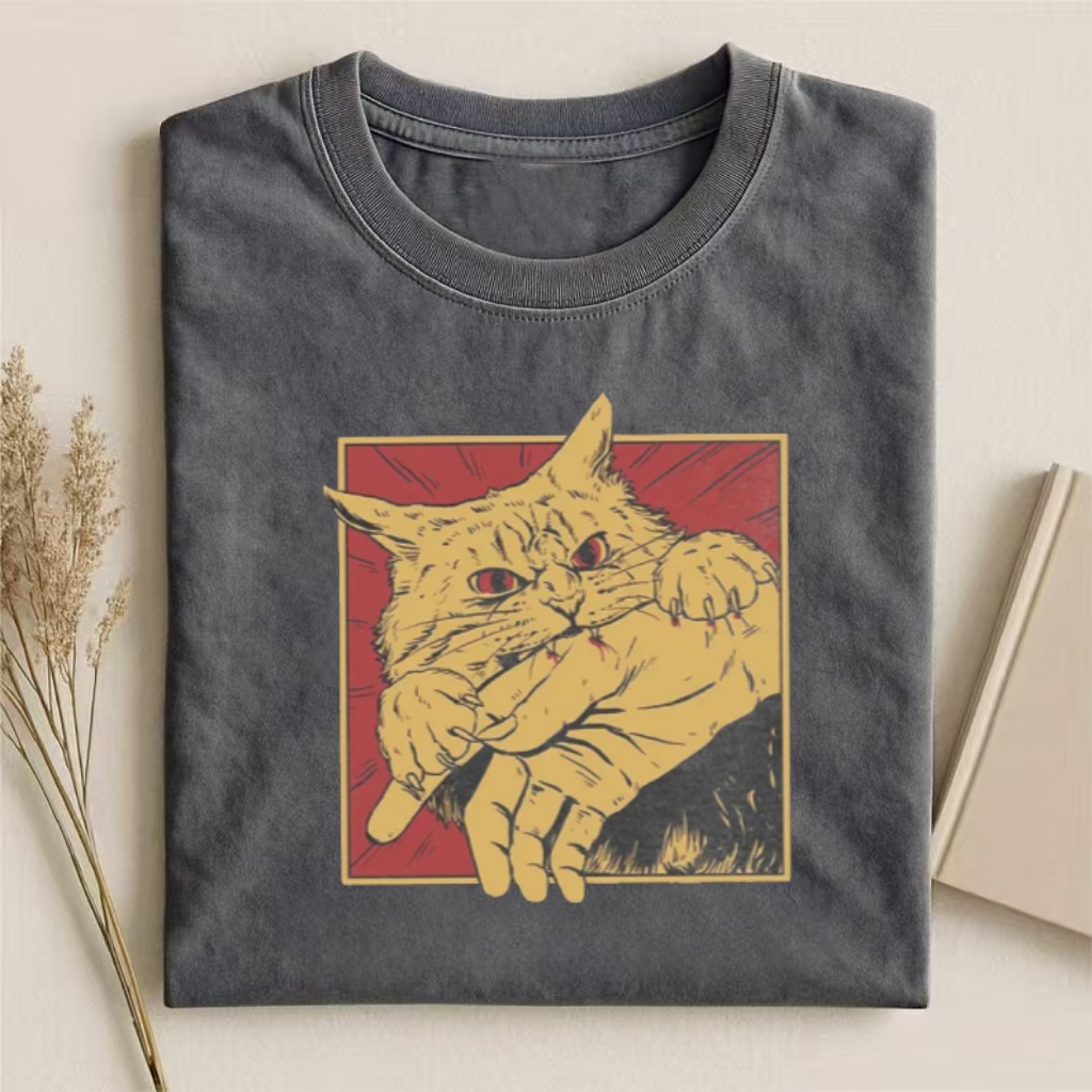 Vintage Cat Bite T-shirt