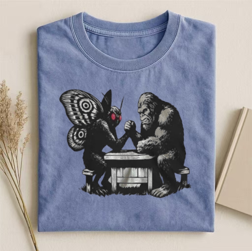 Mothman Vs Bigfoot Arm Wrestling Graphic T-shirt