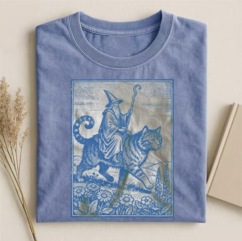Wizard Cat Rider Vintage T-shirt