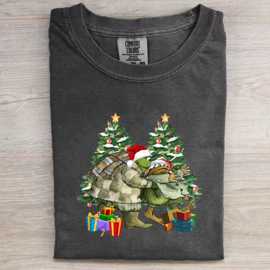 Funny Frog And Toad Christmas Holiday T-shirt