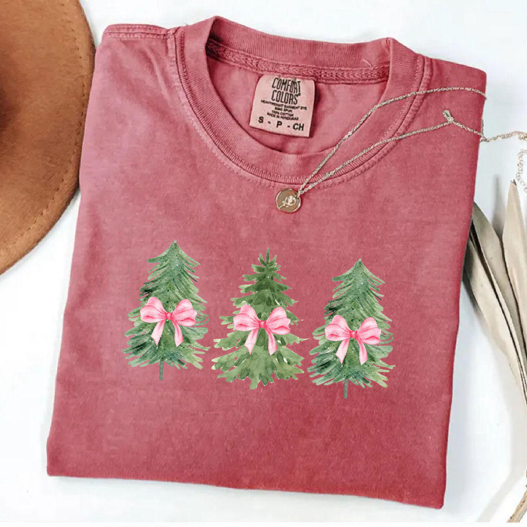 Christmas Tree Pink Bow T-shirt