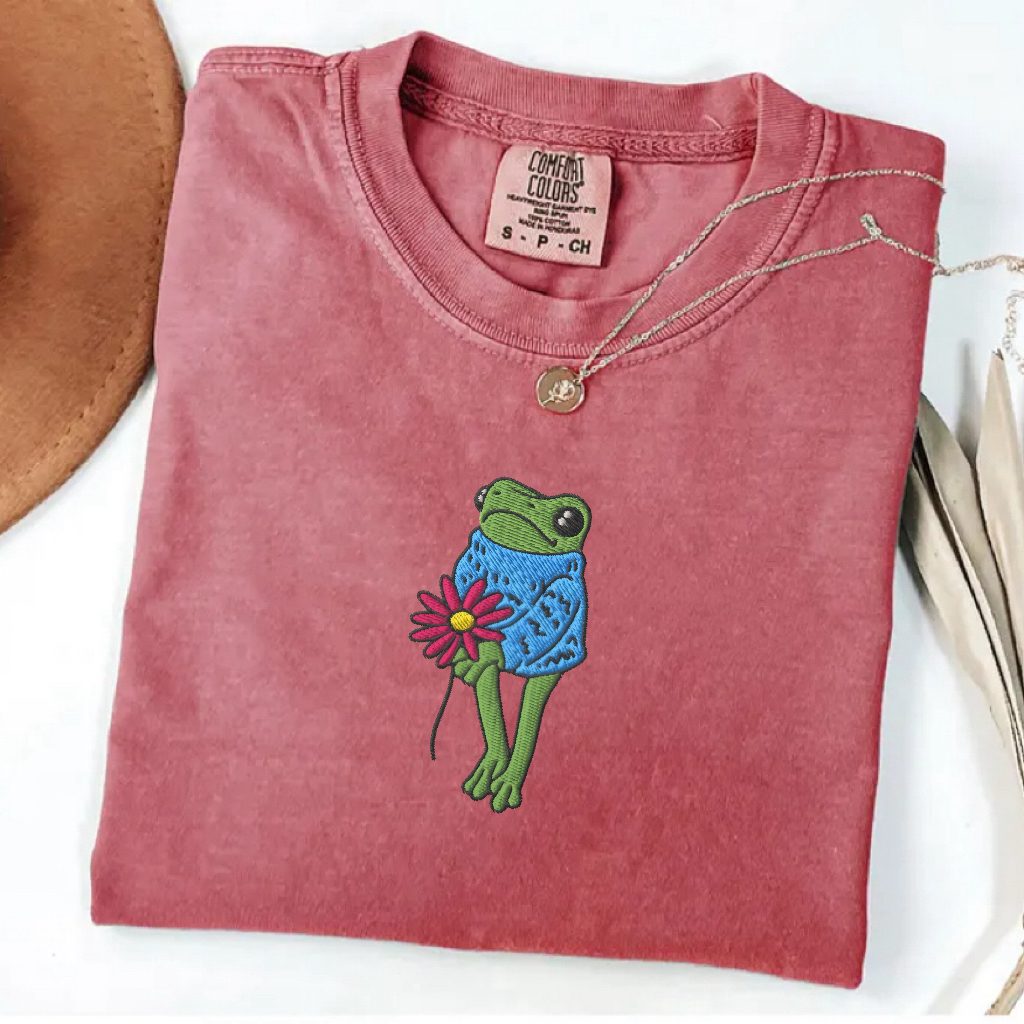 Embroidered Flower Frog T-shirt