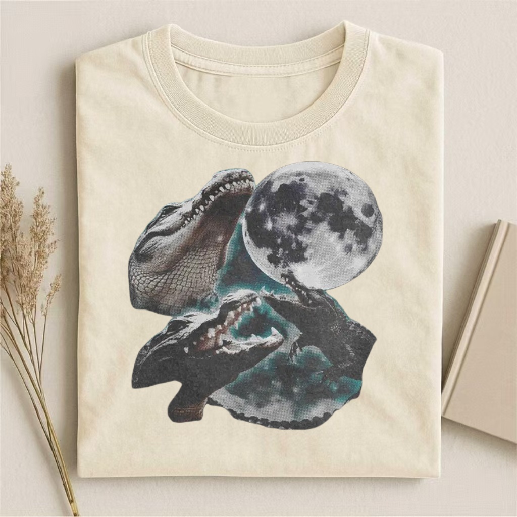 Three Crocodiles Howling At Moon Meme T-shirt