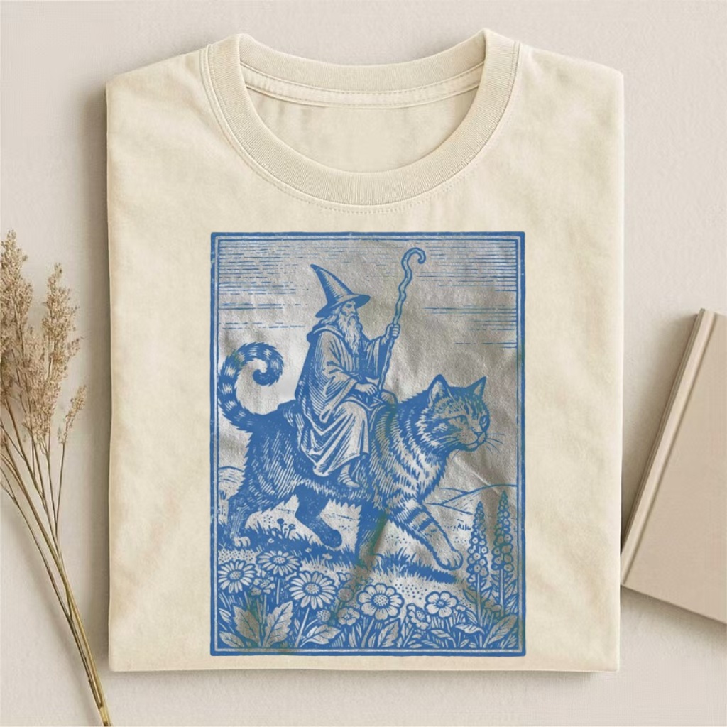 Wizard Cat Rider Vintage T-shirt