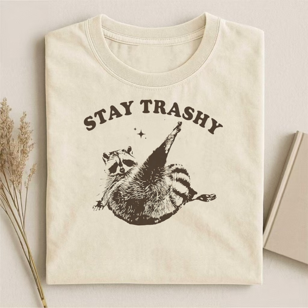 Vintage 90s Funny Racoon T-shirt