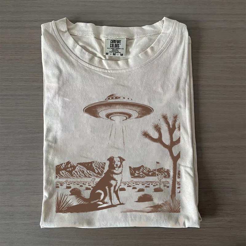Vintage UFO Cowboy Dog T-shirt