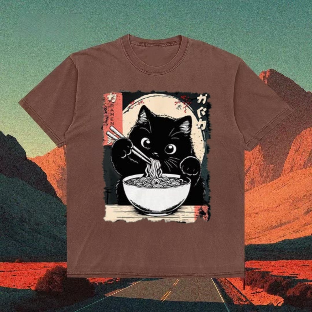 Black Cat Eating Ramen Japanese Art T-Shirt