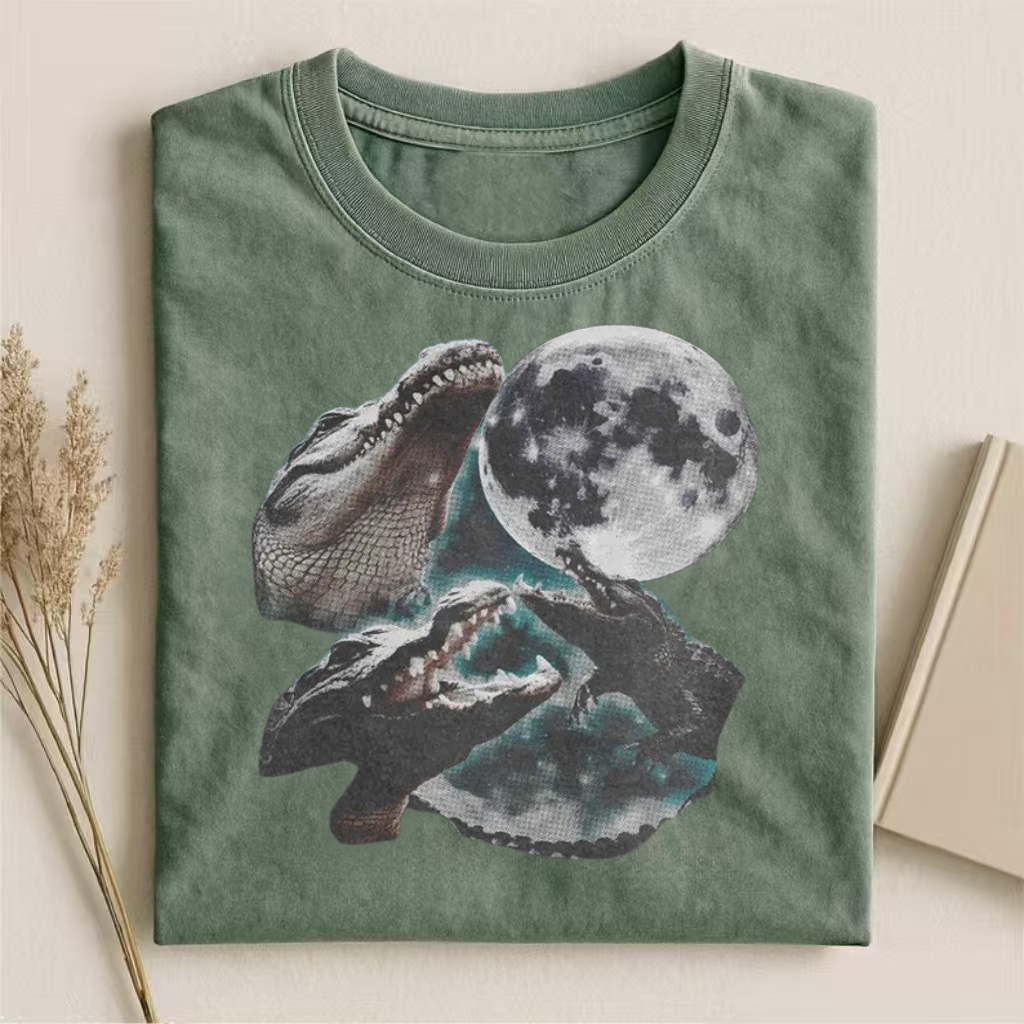 Three Crocodiles Howling At Moon Meme T-shirt