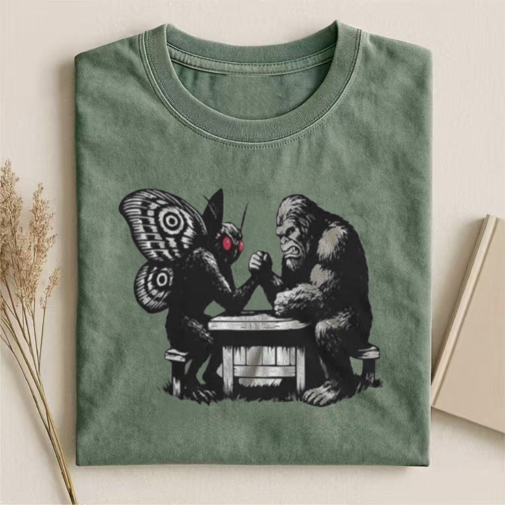 Mothman Vs Bigfoot Arm Wrestling Graphic T-shirt