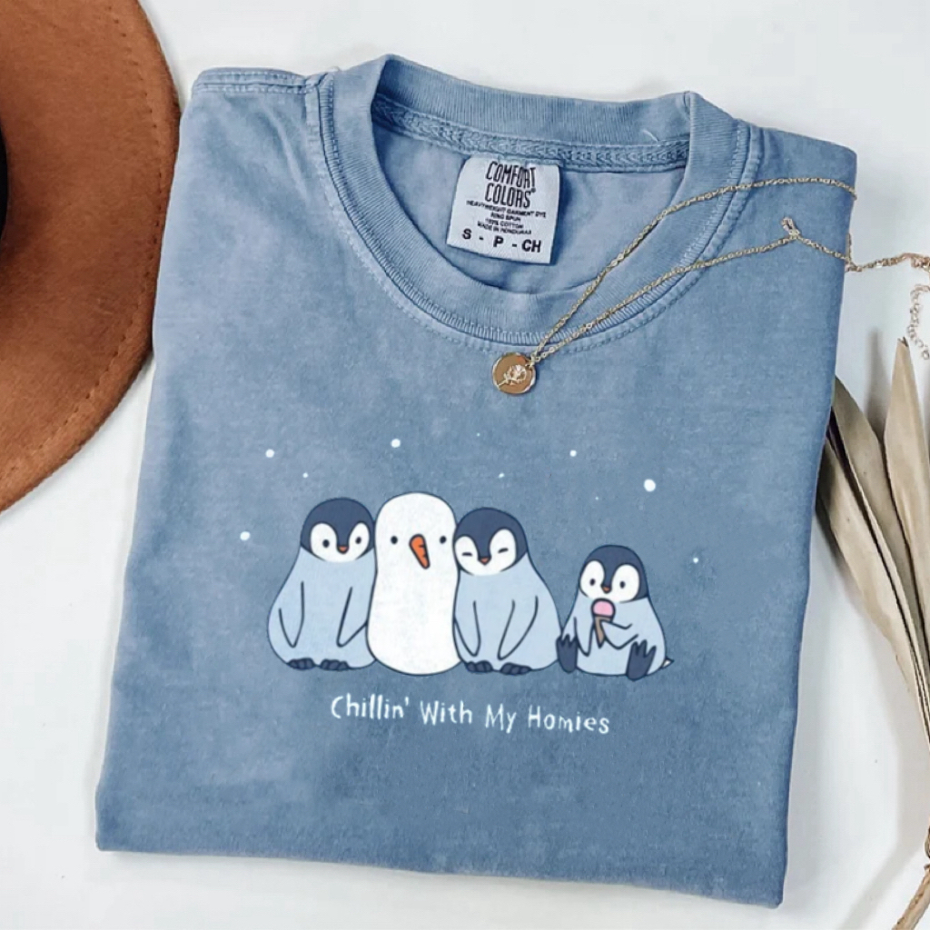 Funny Winter Penguins Snowman Friendship T-shirt/Sweatshirt