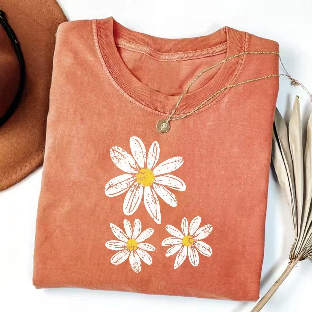 Vintage Daisy Print Relaxed T-Shirt