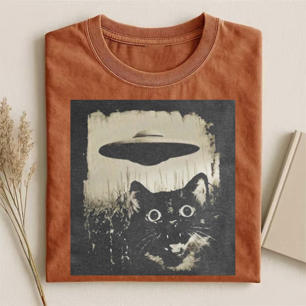 UFO & Cat T-shirt
