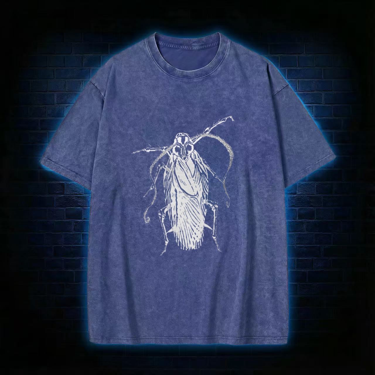 Creepy Roach Washed T-shirt