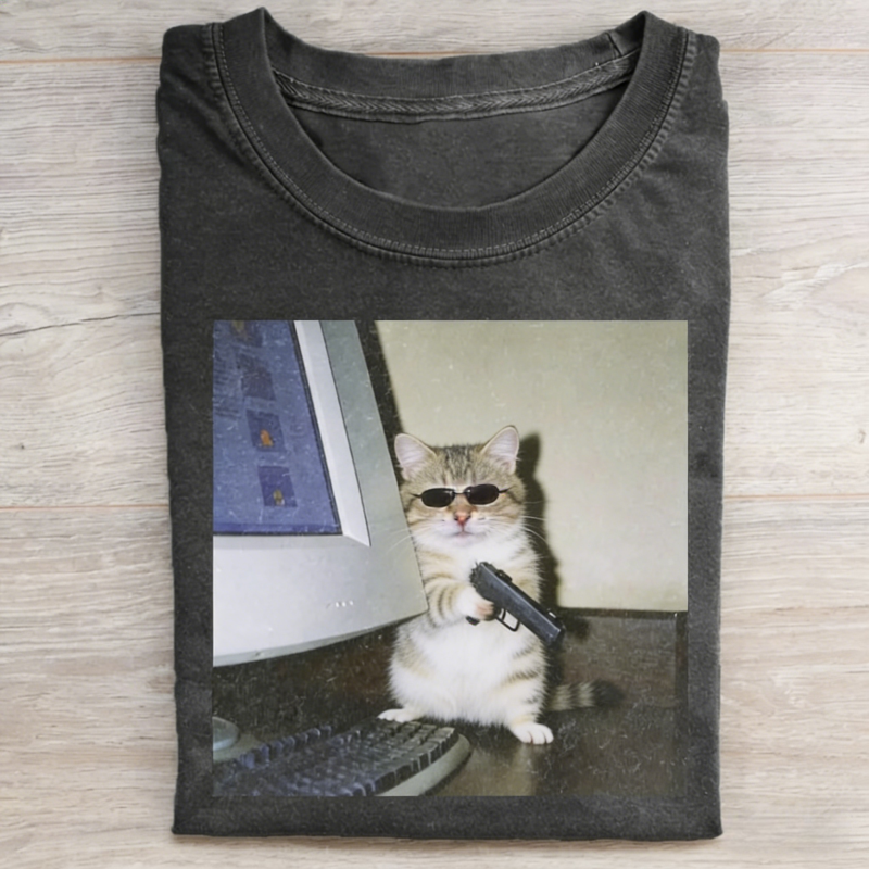 Funny Kitten Vintage Graphic T-Shirt