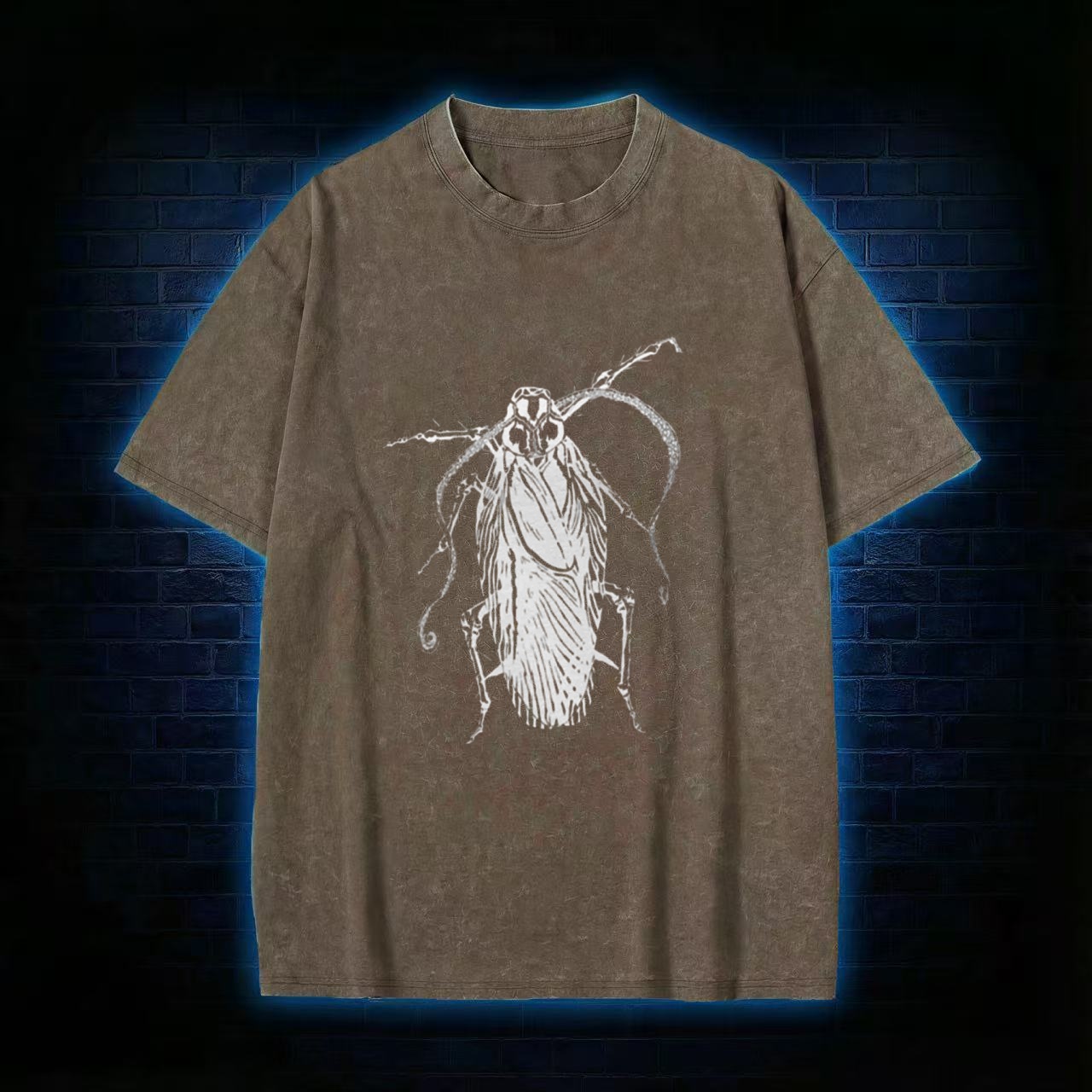 Creepy Roach Washed T-shirt
