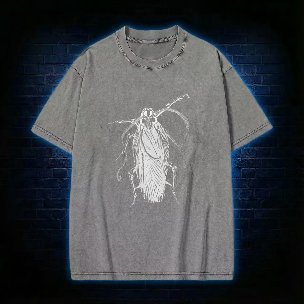 Creepy Roach Washed T-shirt