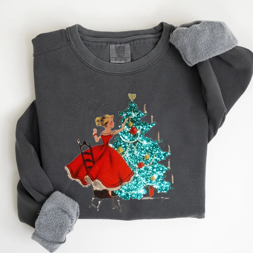 Vintage Christmas Girl New Year Vibe T-shirt/Sweatshirt
