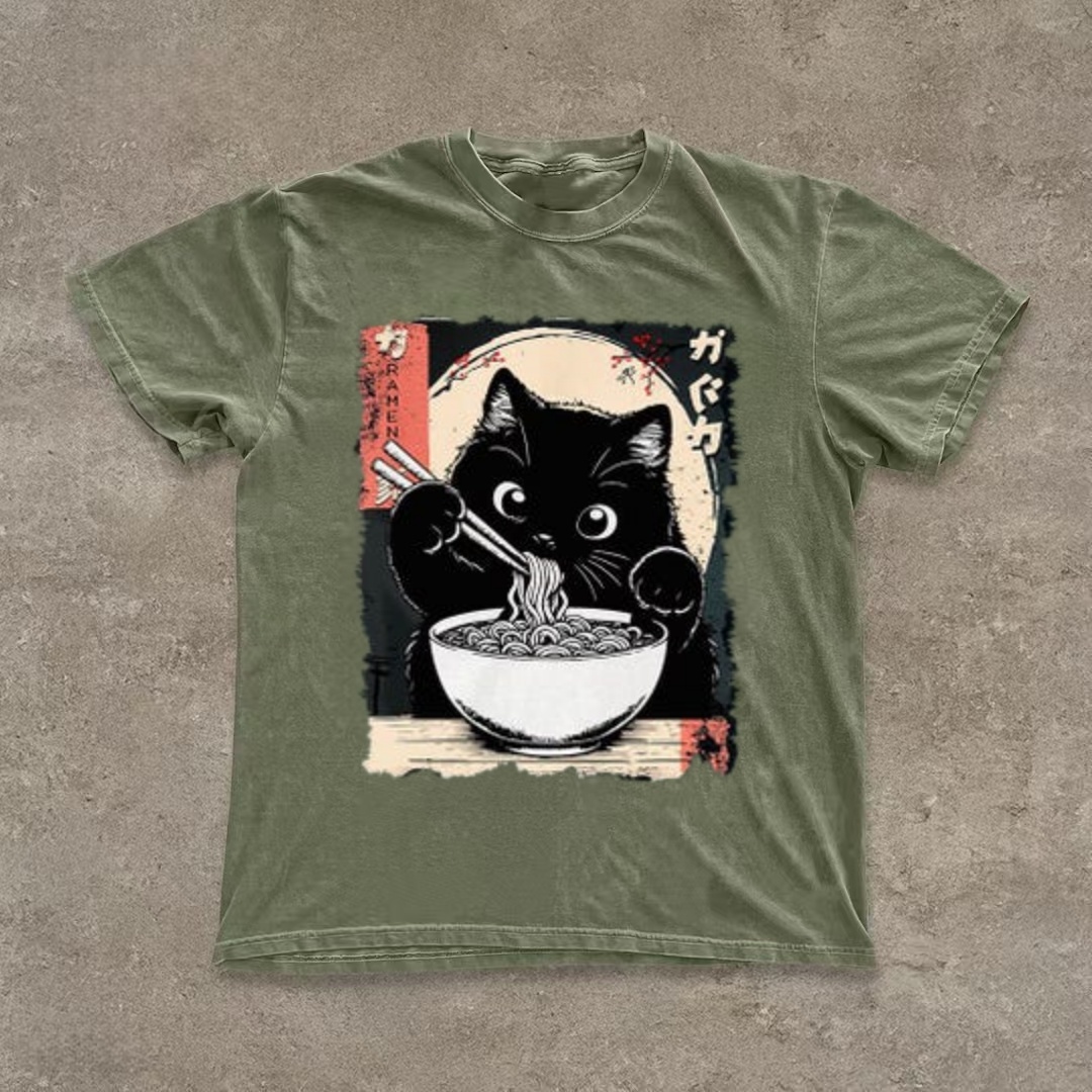 Black Cat Eating Ramen Japanese Art T-Shirt
