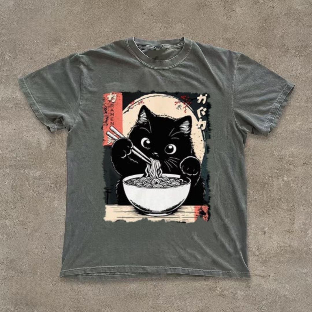 Black Cat Eating Ramen Japanese Art T-Shirt