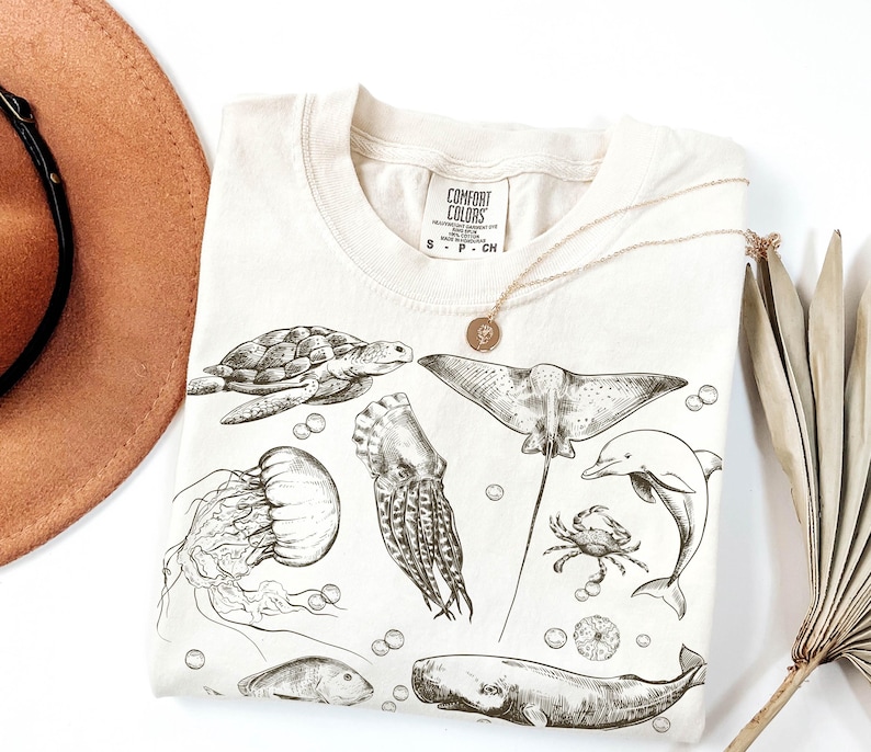 Sea Animals 90s Vintage Style Tshirt, Retro Y2k Ocean, Sealife, Whale, Orca, Turtle, Dolphin Shirt
