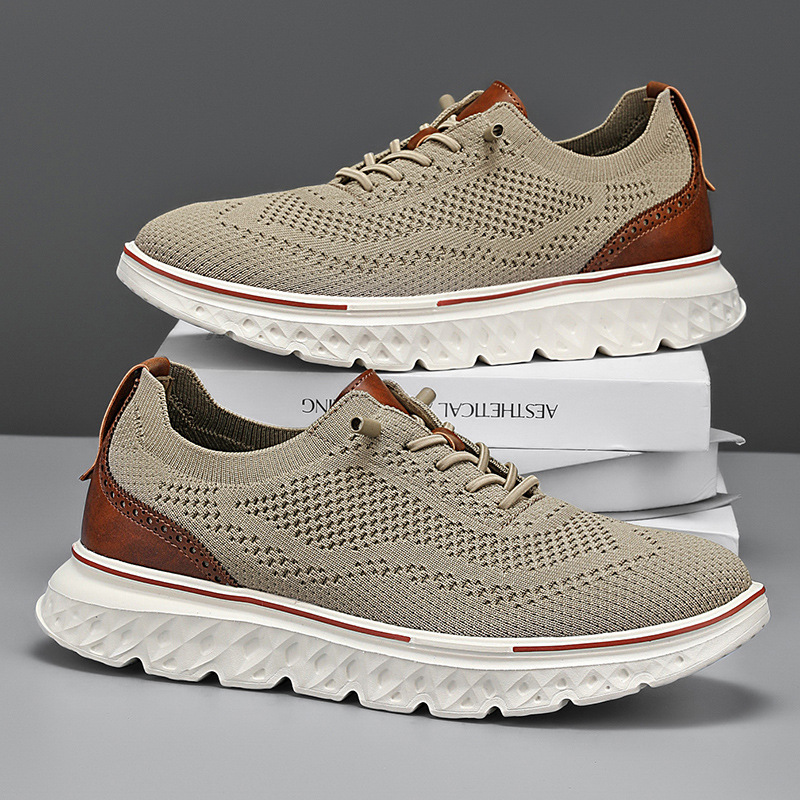 NEW Men's lightweight flyknit shoes