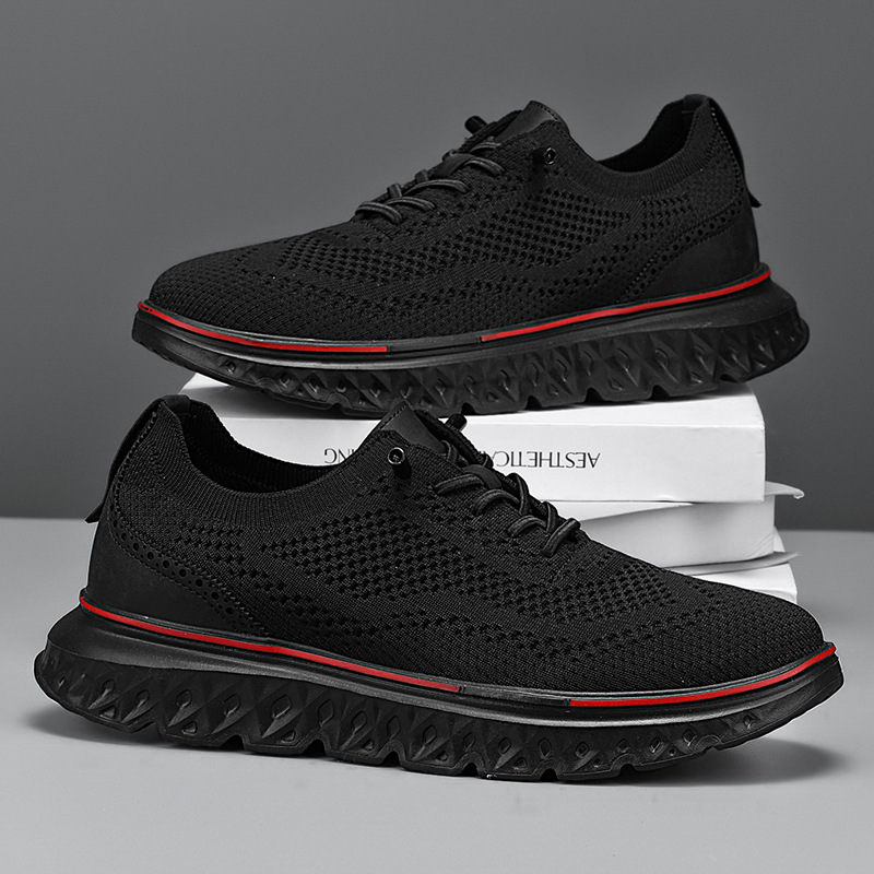 NEW Men's lightweight flyknit shoes