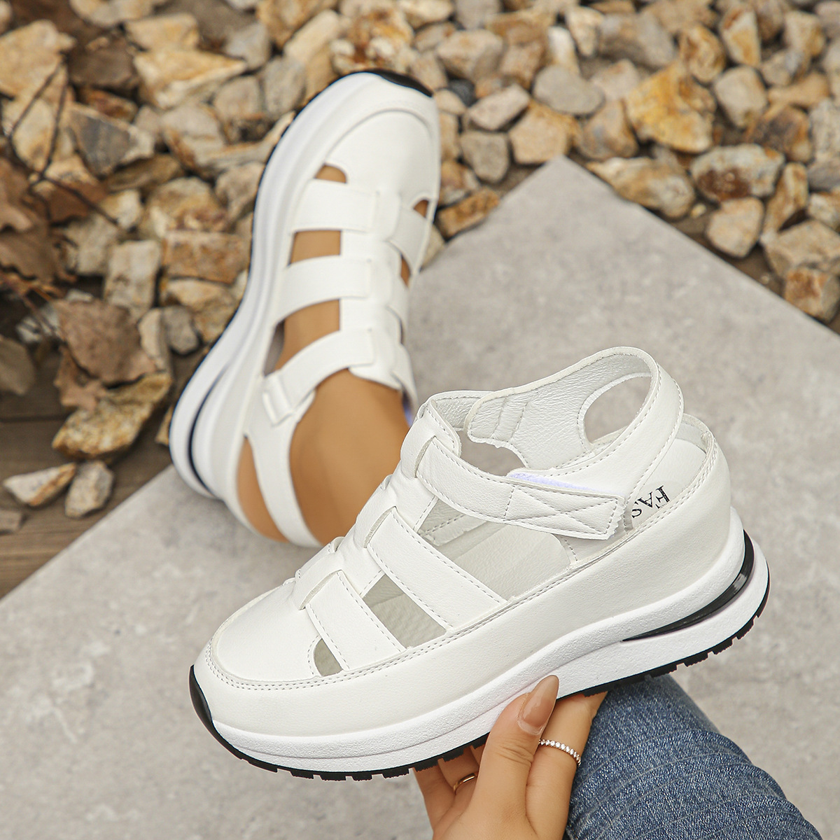 Summer Women's Height-Increasing Hollow-Out Sandals