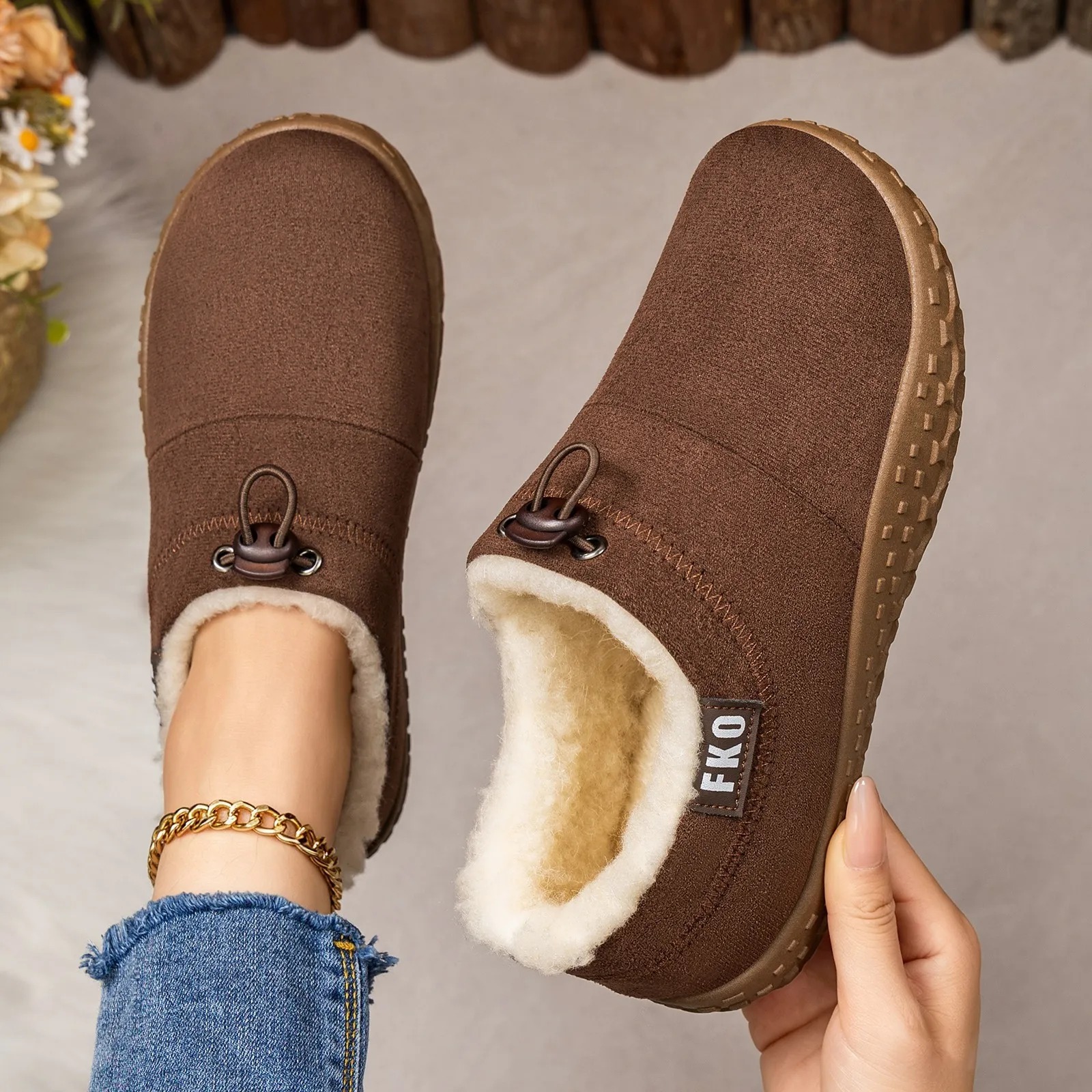 🔥Last Day 50% OFF - Women’s Warm Fleece-Lined Comfort Shoes – Cozy Non-Slip Walking Shoes