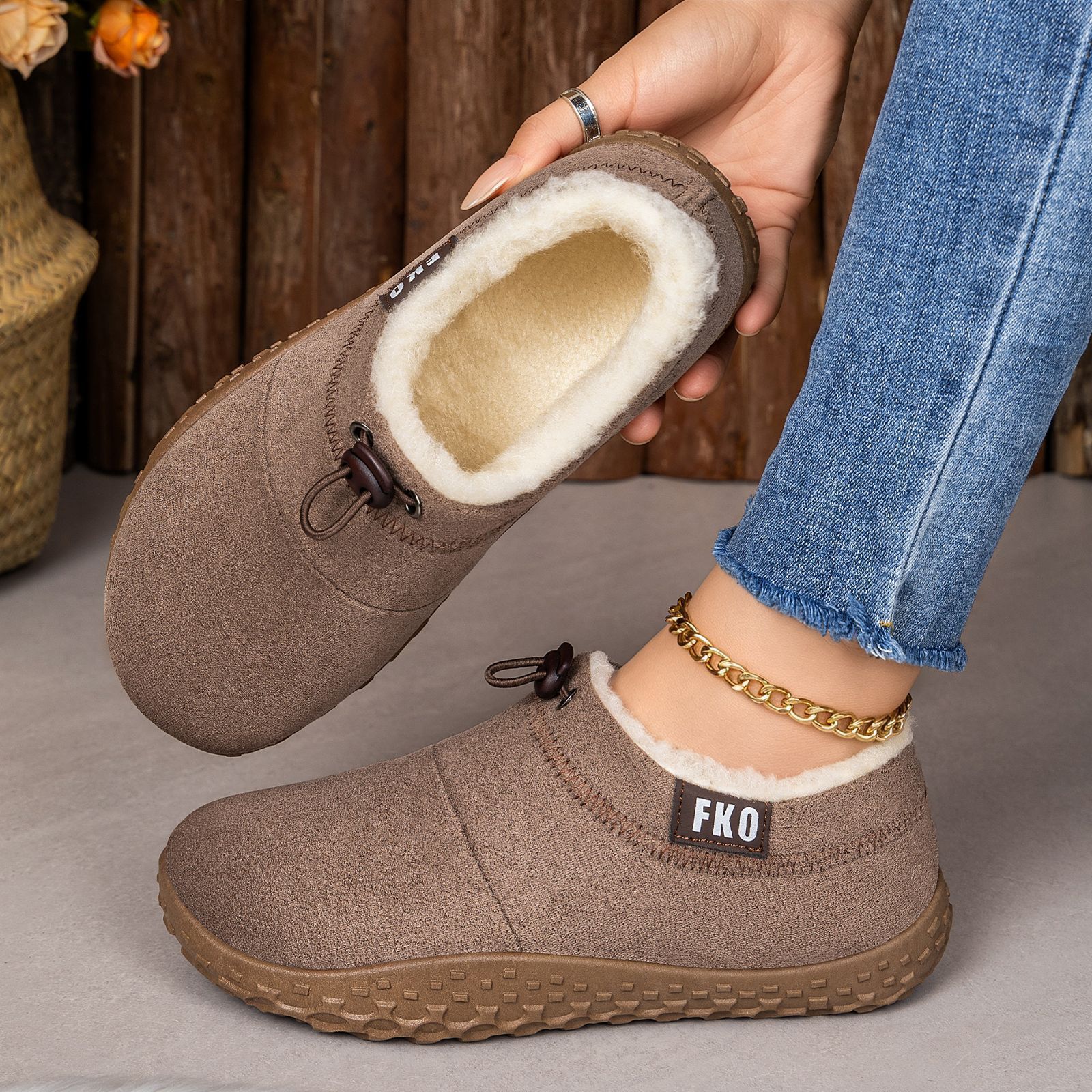 🔥Last Day 50% OFF - Women’s Warm Fleece-Lined Comfort Shoes – Cozy Non-Slip Walking Shoes