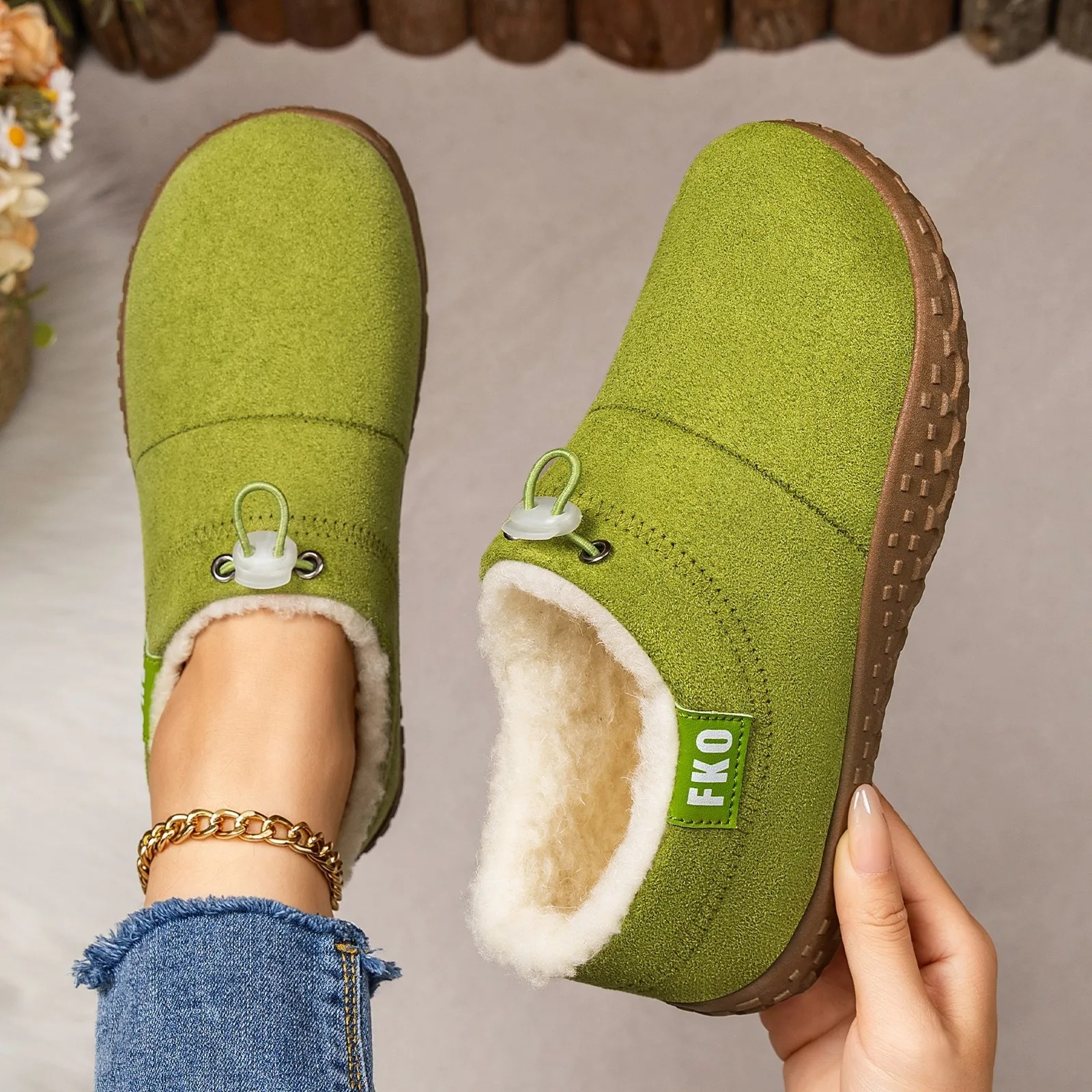🔥Last Day 50% OFF - Women’s Warm Fleece-Lined Comfort Shoes – Cozy Non-Slip Walking Shoes